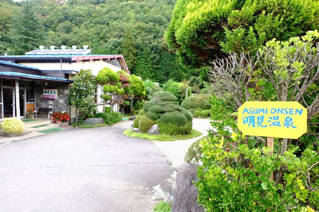 Hotel Asumi Onsen Fujiyoshida Esterno foto