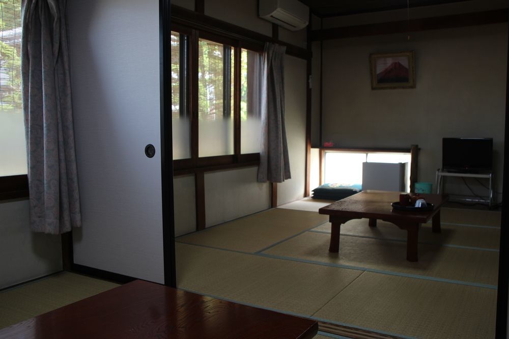 Hotel Asumi Onsen Fujiyoshida Esterno foto